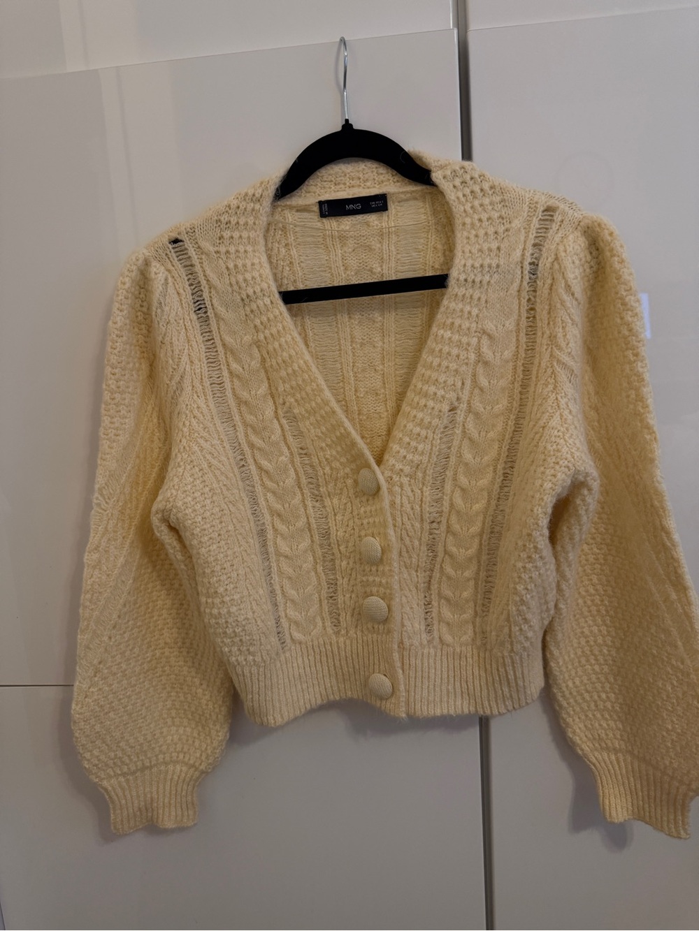 Mango Cream Cable-Knit Cropped Button Cardigan - Picture 2 of 7